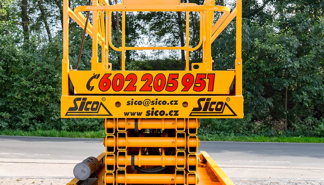 SICO RENT_nuzkova aku plosina_Haulotte Compact 12_w_003