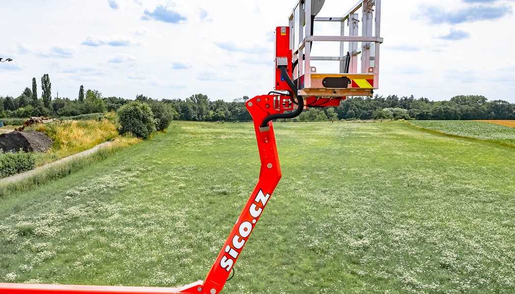 SICO_M-B_Atego-4x4_Palfinger-P300KS_037