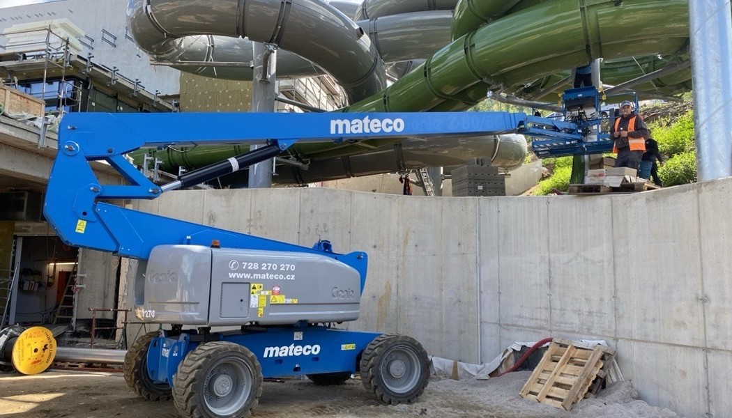 Montáž tobogánu – Hotel Vista, Dolní Morava