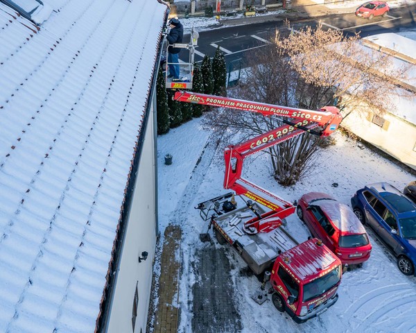 SICO -Nissan Cabstar GSR B200PX_03_01