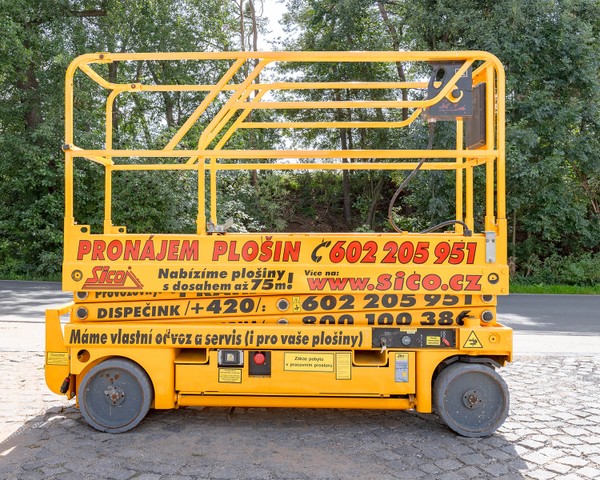 SICO_nuzkova akumulatorova plosina_Haulotte-Compact 8_w_007