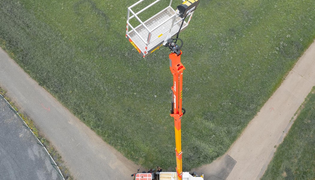 SICO - MB Atego 4x4 GSR B220TJ_034