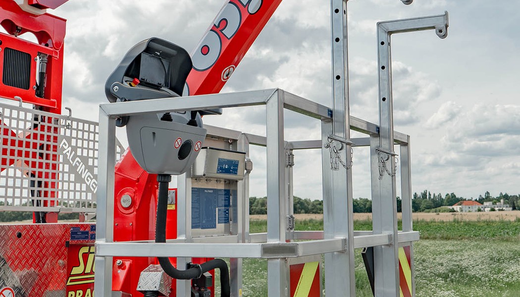 SICO_M-B_Atego-4x4_Palfinger-P300KS_023