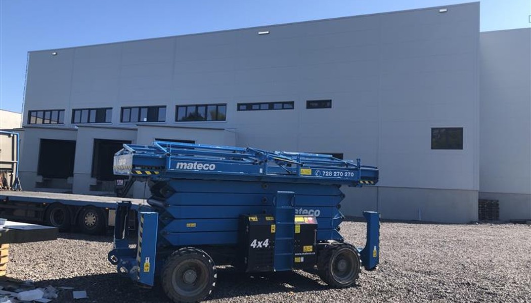 Výškové a montážní práce v průmyslovém areálu v Třanovicích