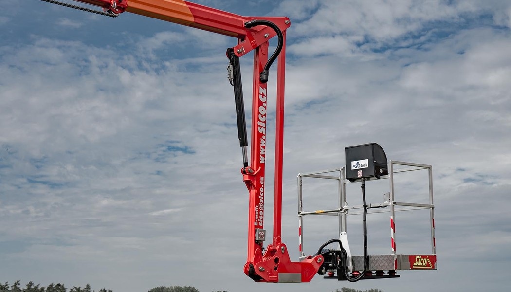 SICO - MB Atego 4x4 GSR B220TJ_007