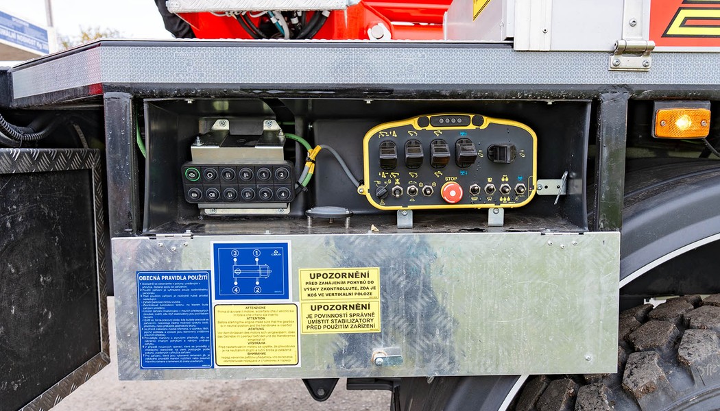 SICO RENT - Autoplosiny - Volvo FL 4x4 Cela DT28 IV_w_021