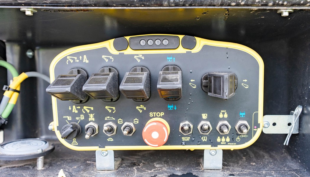 SICO RENT - Autoplosiny - Volvo FL 4x4 Cela DT28 IV_w_022