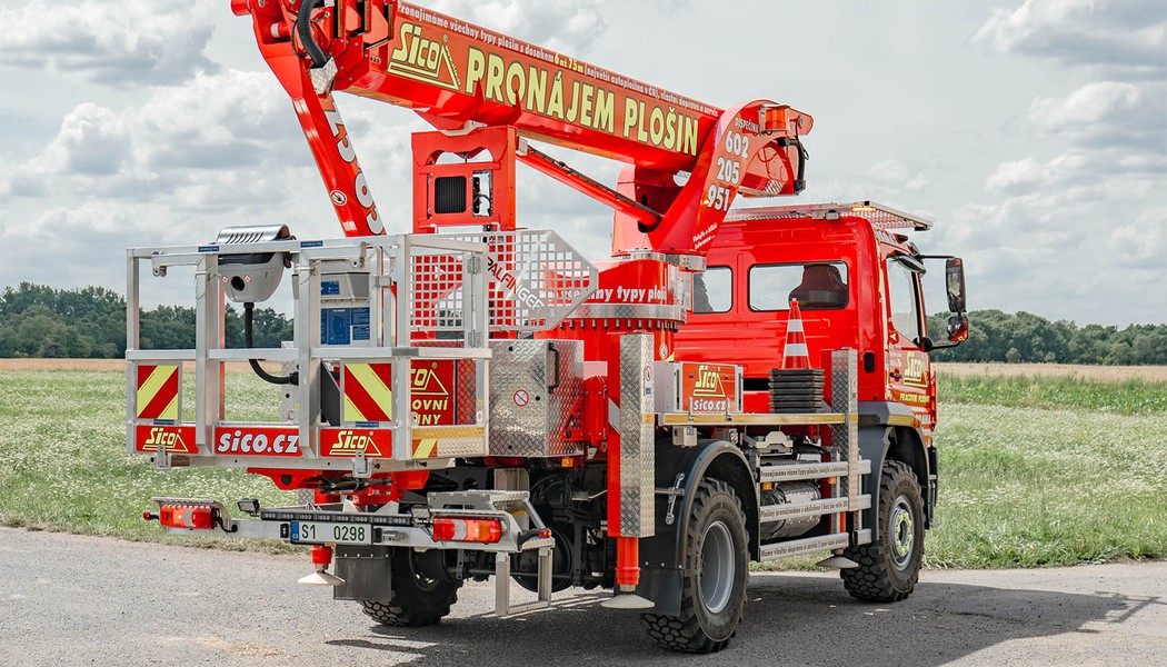 SICO_M-B_Atego-4x4_Palfinger-P300KS_005