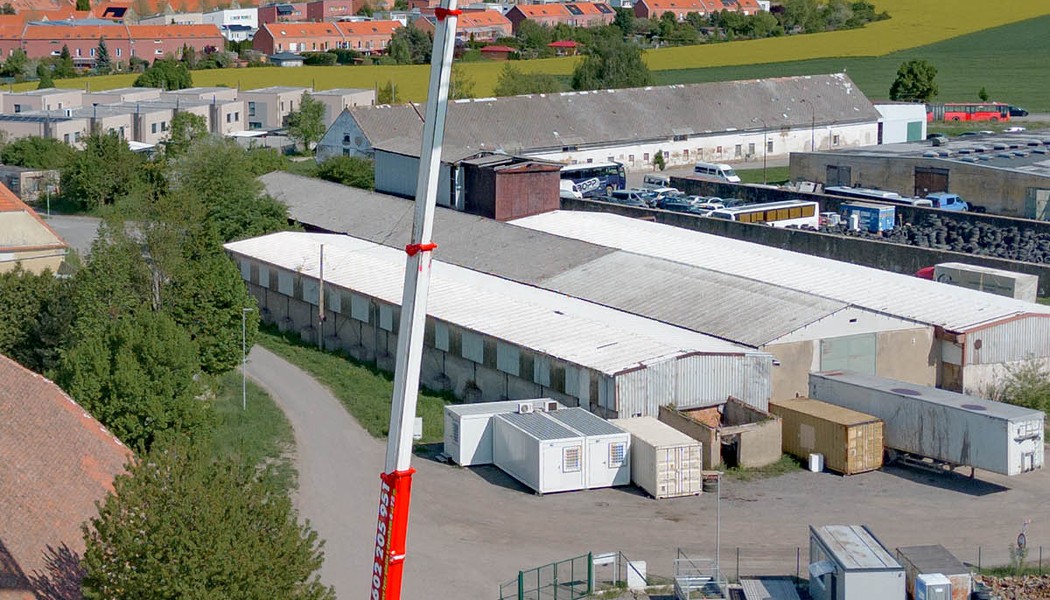 Autoplosina BRONTO SKYLIFT S46XDT preklenuti prekazky ve vysce