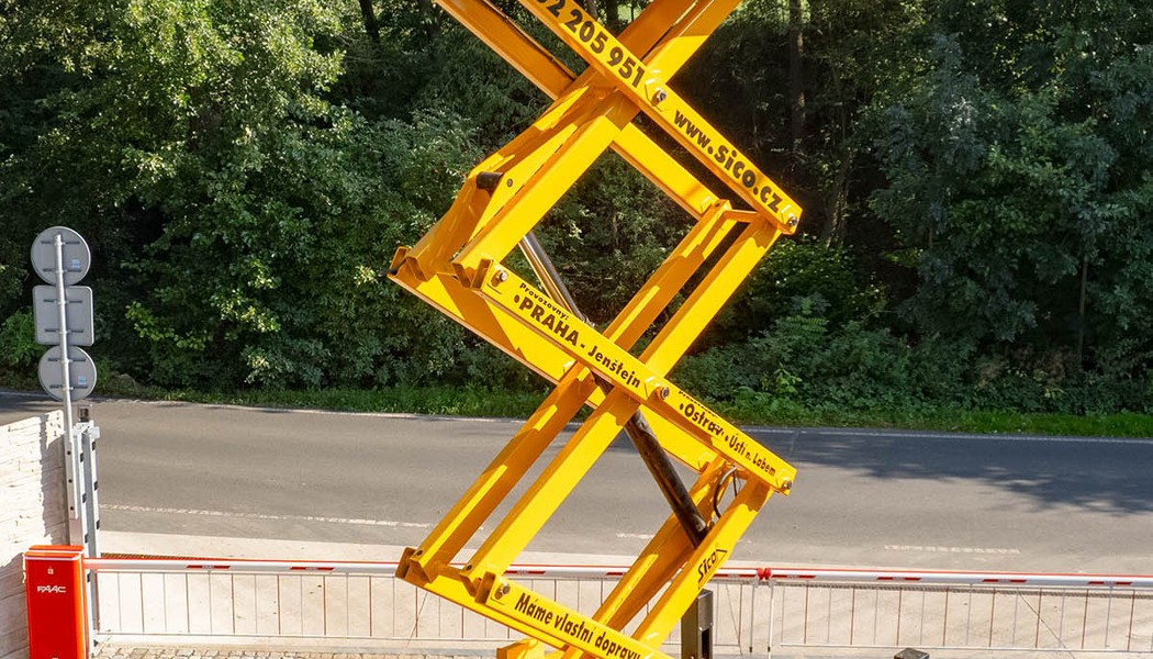 SICO-dieselove nuzkove pracovni plosiny_Haulotte H 12 SX_w_024