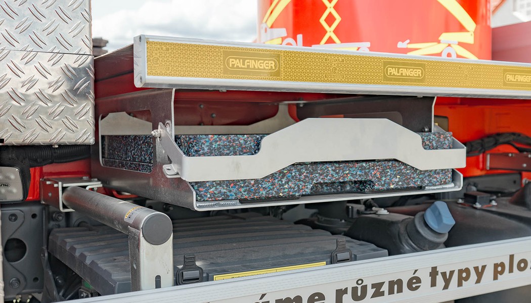 SICO_M-B_Atego-4x4_Palfinger-P300KS_009