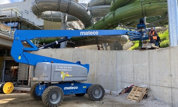 Montáž tobogánu – Hotel Vista, Dolní Morava