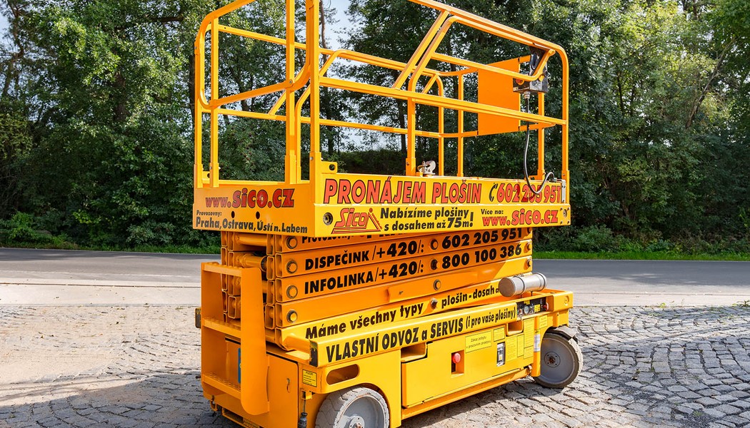 SICO RENT_nuzkova aku plosina_Haulotte Compact 12_w_006