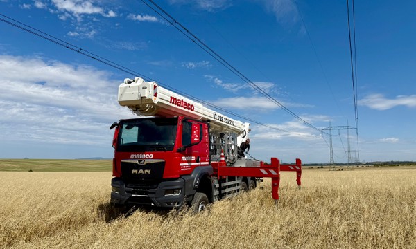 Kontrola a servis vysokého napětí na Žatecku