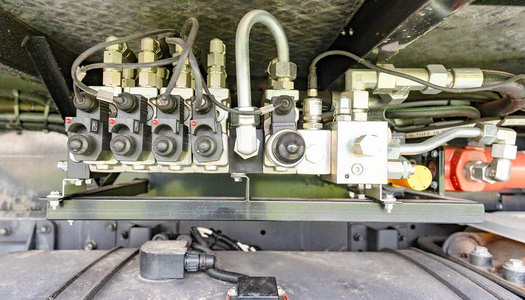 SICO RENT - Autoplosiny - Volvo FL 4x4 Cela DT28 IV_w_024