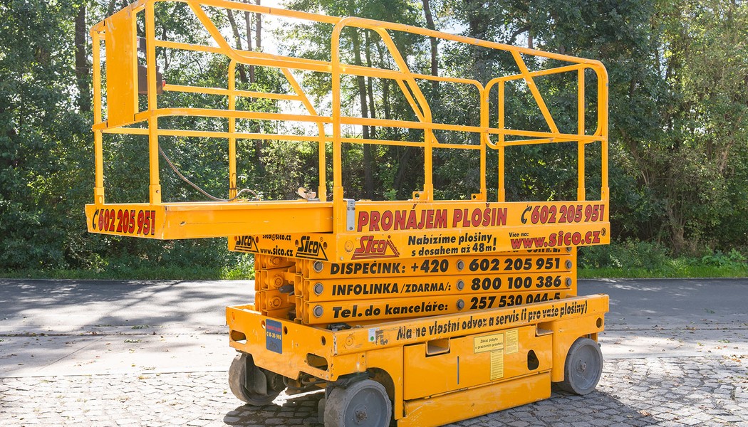 SICO RENT nuzkova akumulatorova plosina Haulotte Compact 10_w_017