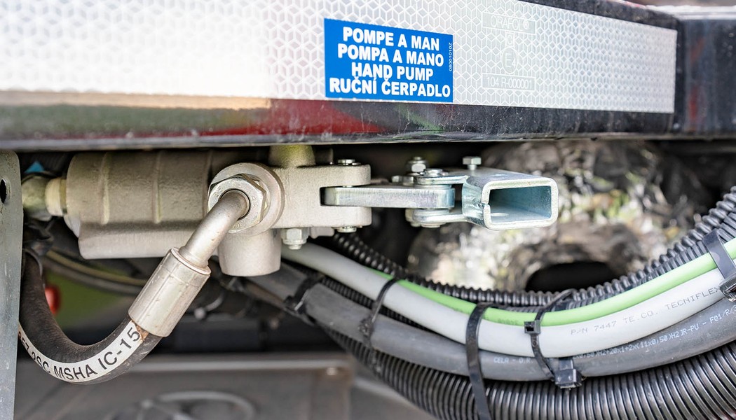 SICO RENT - Autoplosiny - Volvo FL 4x4 Cela DT28 IV_w_025