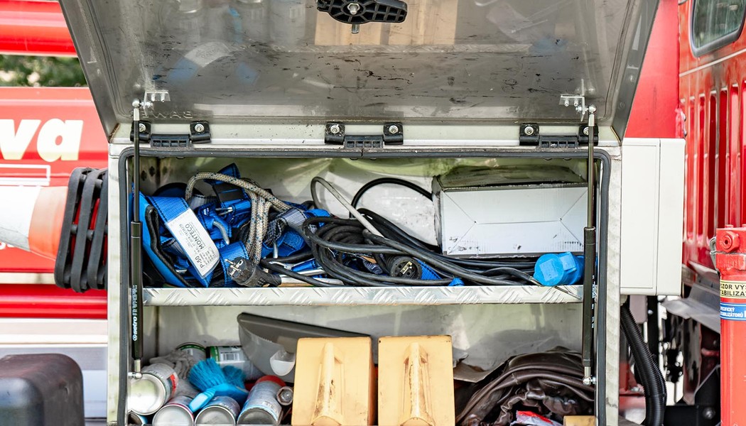 SICO RENT - Nissan Cabstar Cela DT25_022