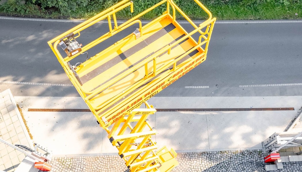 SICO RENT Nuzkova akumulatorove plosiny Haulotte Compact 14 w_028