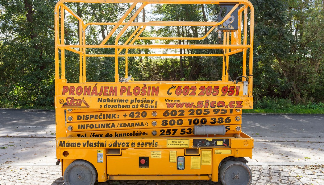 SICO RENT nuzkova akumulatorova plosina Haulotte Compact 10_w_005