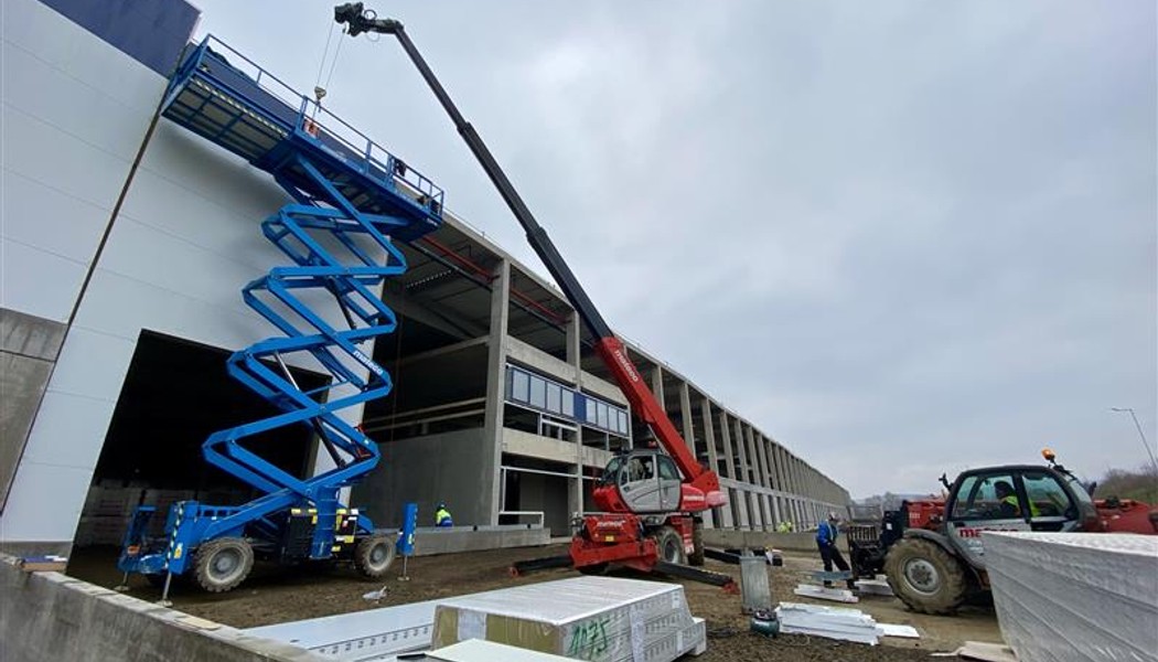 Výstavba a vybavení skladu HOPI – Jirkov