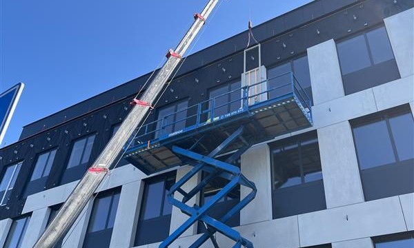 Montáž provětrávané fasády LERCO – Přírodovědecký park Ostrava