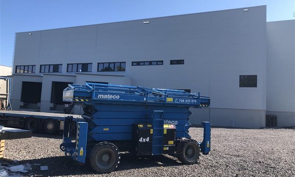 Výškové a montážní práce v průmyslovém areálu v Třanovicích