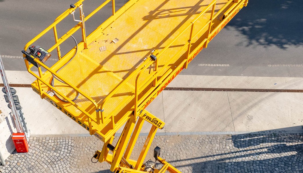 SICO-dieselove nuzkove pracovni plosiny_Haulotte H 12 SX_w_026