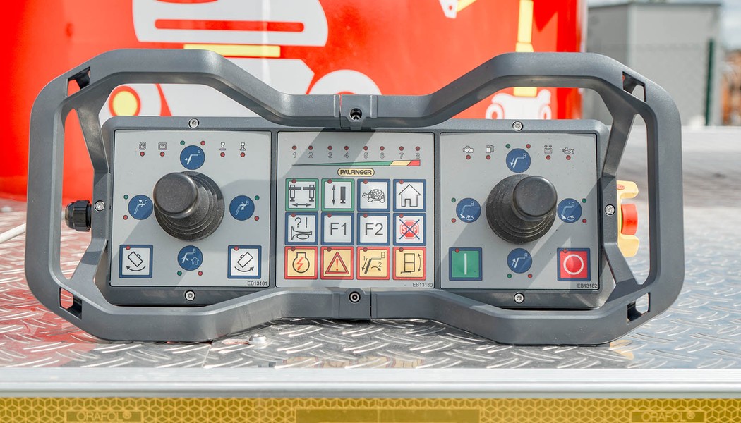 SICO_M-B_Atego-4x4_Palfinger-P300KS_012