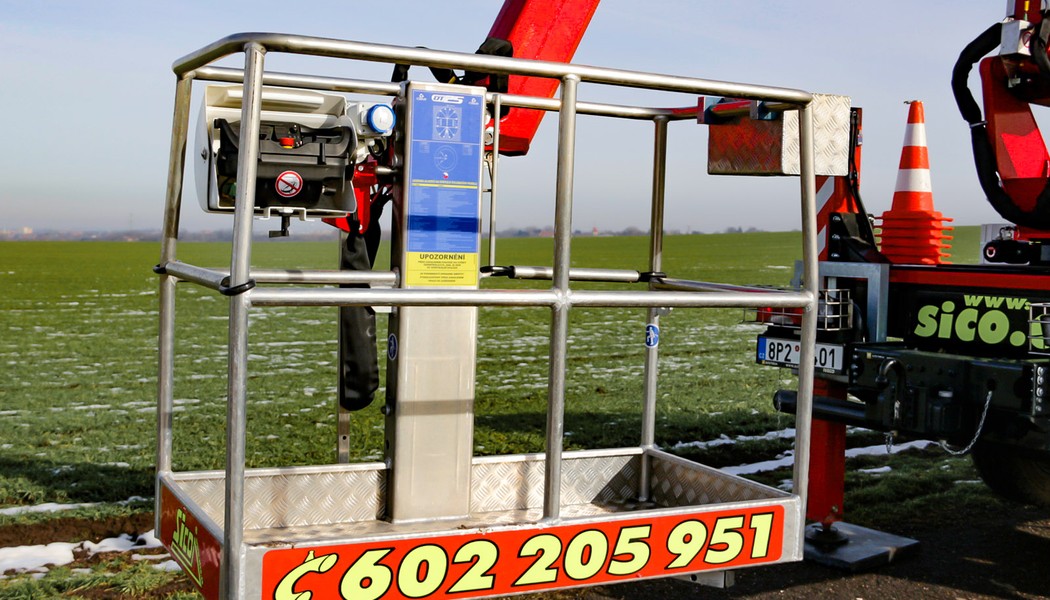 SICO - IVECO DAILY DT25 4x4