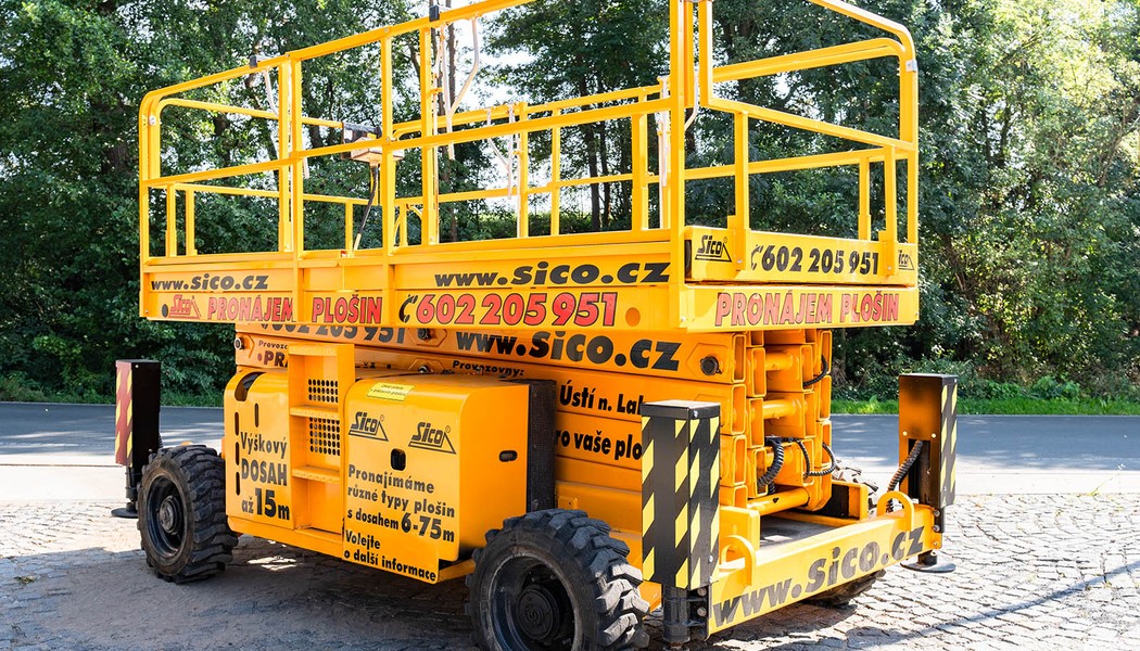 SICO RENT - nuzkova dieselova pracovni plosina Haulotte H 15 SX_w_002
