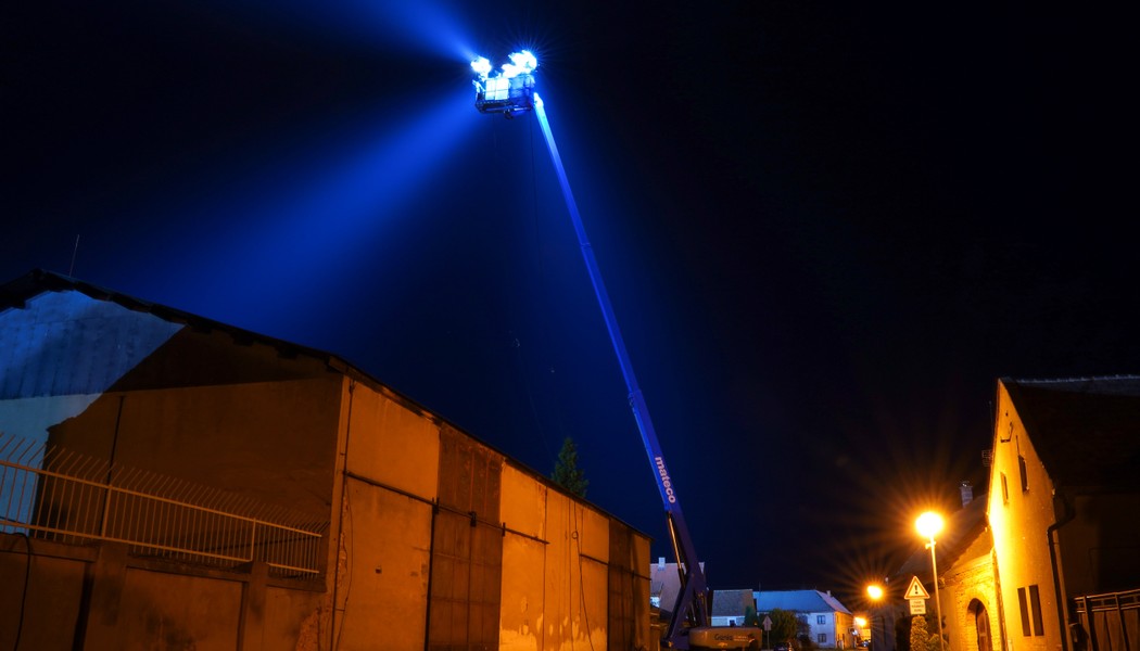 Description of picture 1